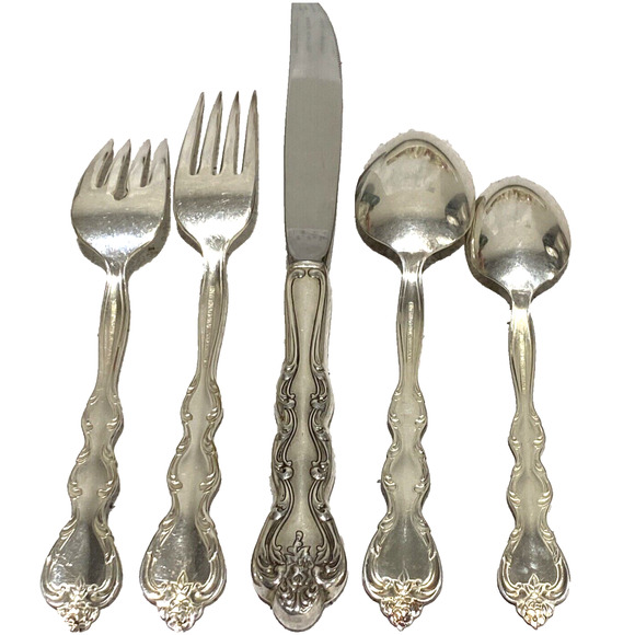 20 PC International Silverplate Interlude Flatware Set 4 place settings 1971 - Picture 3 of 8